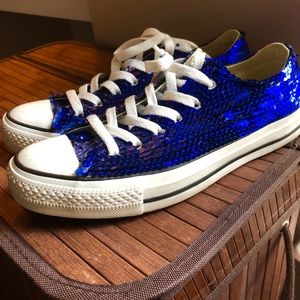 Royal blue sequin converse - women’s size 8